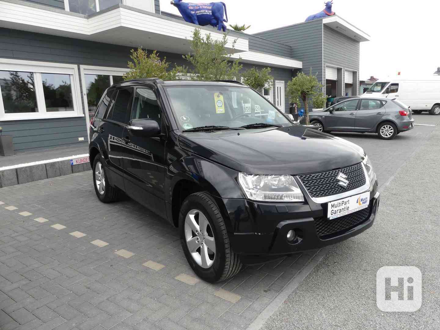 Suzuki Grand Vitara 2,4i Club benzín 124kw - foto 1