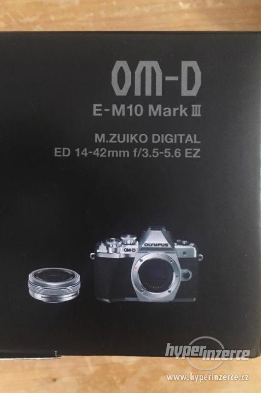 Olympus OM-D E-M10 Mark III + objektiv 14-42mm EZ - foto 2