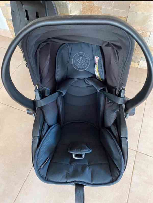 KIDDY Autosedačka Evoluna i-size 2 + Isofix základna 40-83cm - foto 4