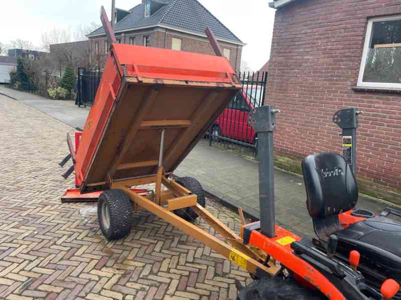 Traktor kubota - foto 1