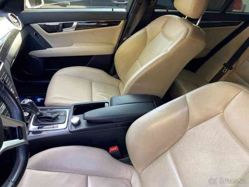 Mercedes-Benz Třídy C 3,0 C W204 300 CDI 4Matic - foto 4