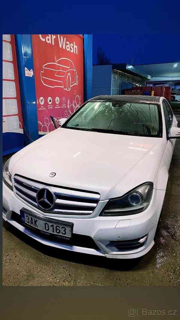 Mercedes-Benz Třídy C 3,0 C W204 300 CDI 4Matic - foto 5