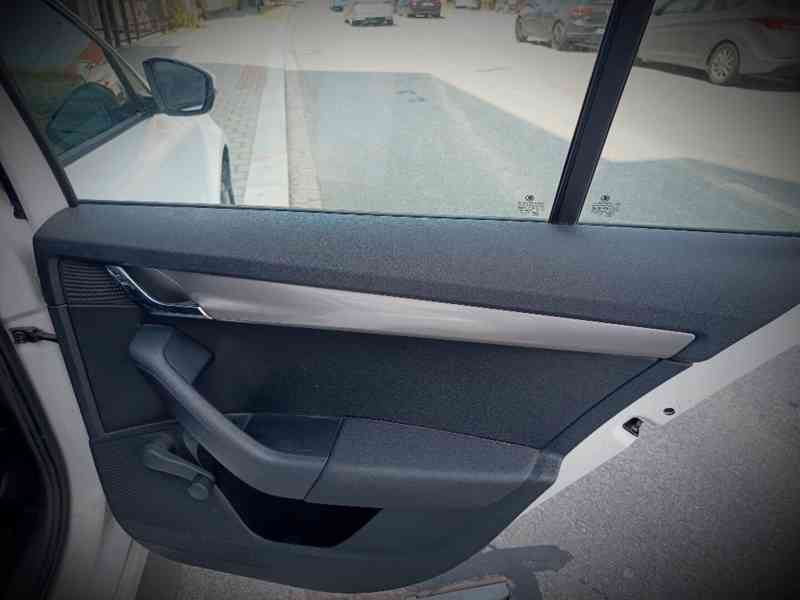 ŠKODA Octavia Combi lll 1,6TDI Ambition ČR - foto 26