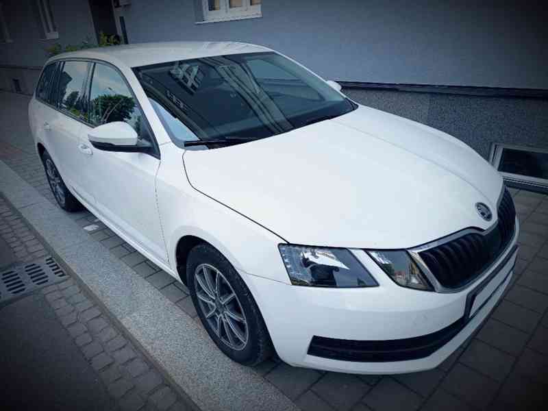 ŠKODA Octavia Combi lll 1,6TDI Ambition ČR - foto 30