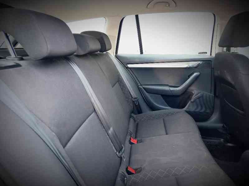 ŠKODA Octavia Combi lll 1,6TDI Ambition ČR - foto 20