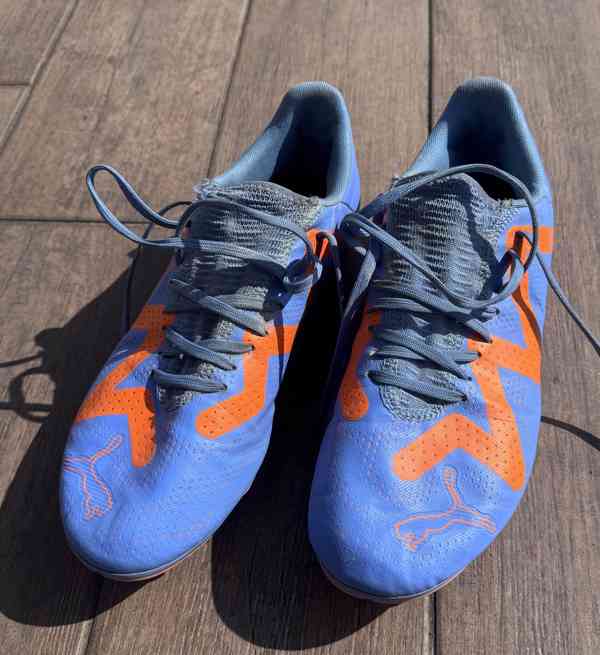 kopačky Puma FUTURE (vel.EUR 41) + chrániče NIKE - foto 2