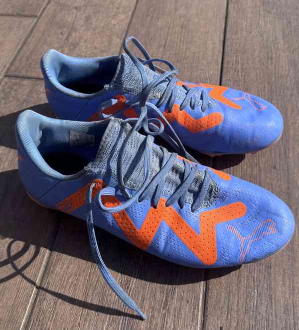 kopačky Puma FUTURE (vel.EUR 41) + chrániče NIKE - foto 3