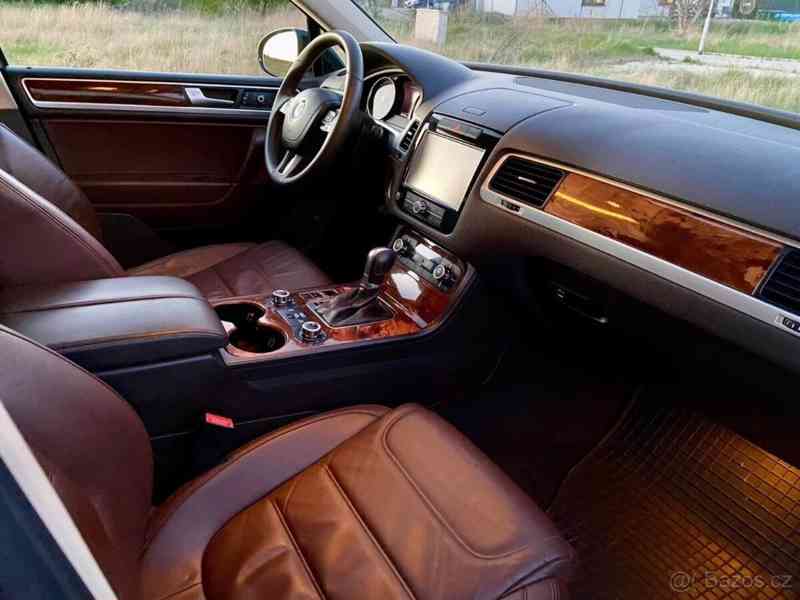 Volkswagen Touareg 4,2   tdi V8 - Koupeno ČR - foto 9