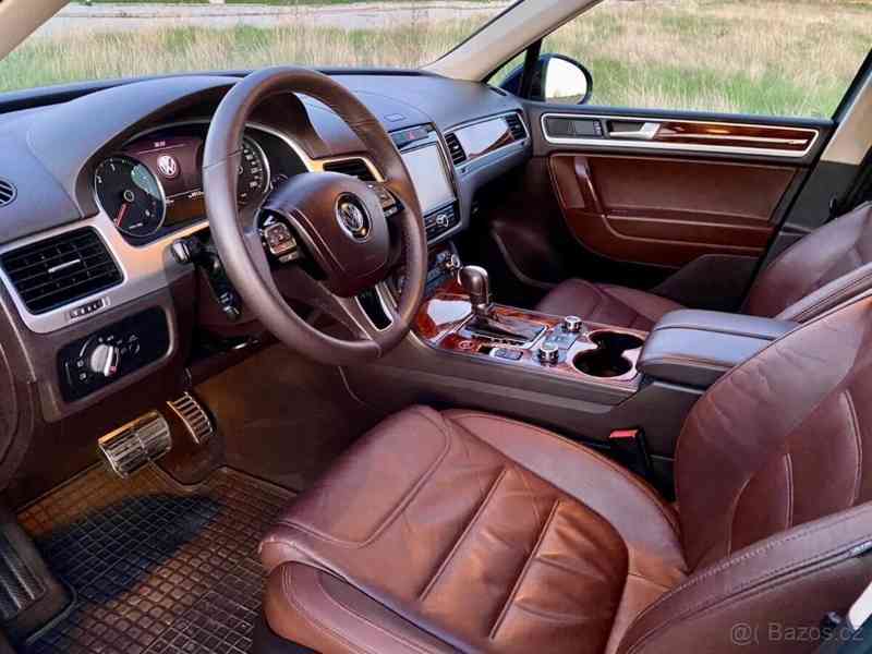 Volkswagen Touareg 4,2   tdi V8 - Koupeno ČR - foto 8