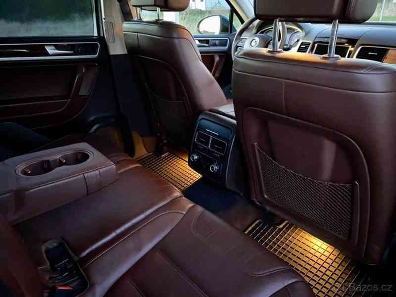 Volkswagen Touareg 4,2   tdi V8 - Koupeno ČR - foto 14