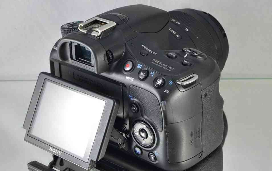 Sony SLT-A58 +Objektiv DT18-55mm *Brašna*3650 Exp. - foto 10