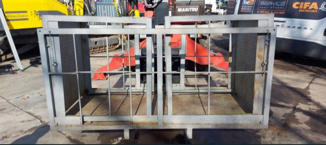 Výškový koš Manitou s otočným stolem - foto 2