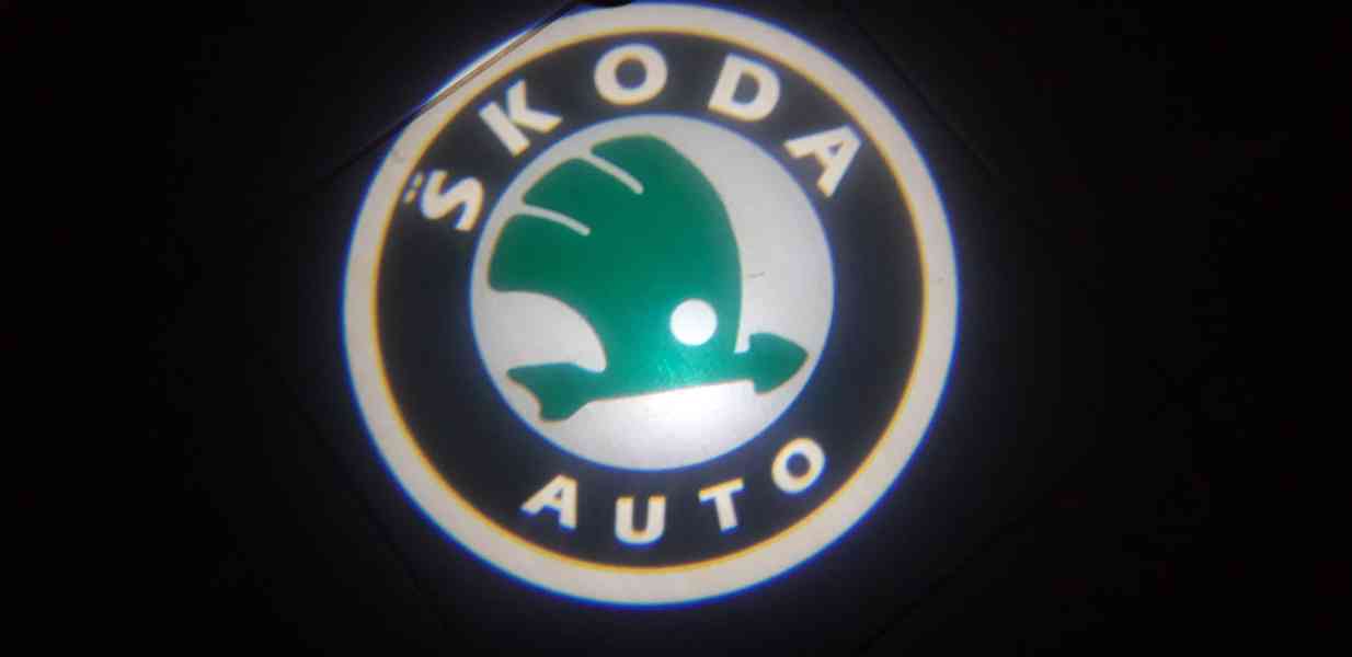 Projektor s logem ŠKODA  - foto 1
