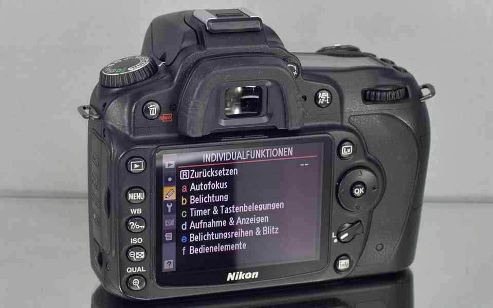 Nikon D90+AF-S 18-55mm  G ED *UV* 2 200 Exp. - foto 8