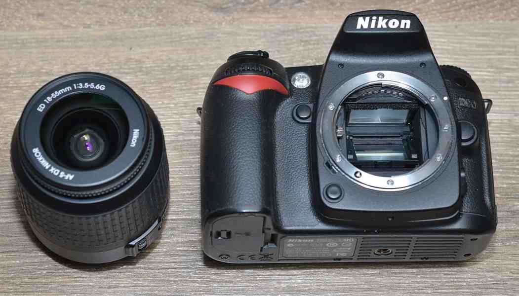 Nikon D90+AF-S 18-55mm  G ED *UV* 2 200 Exp. - foto 4
