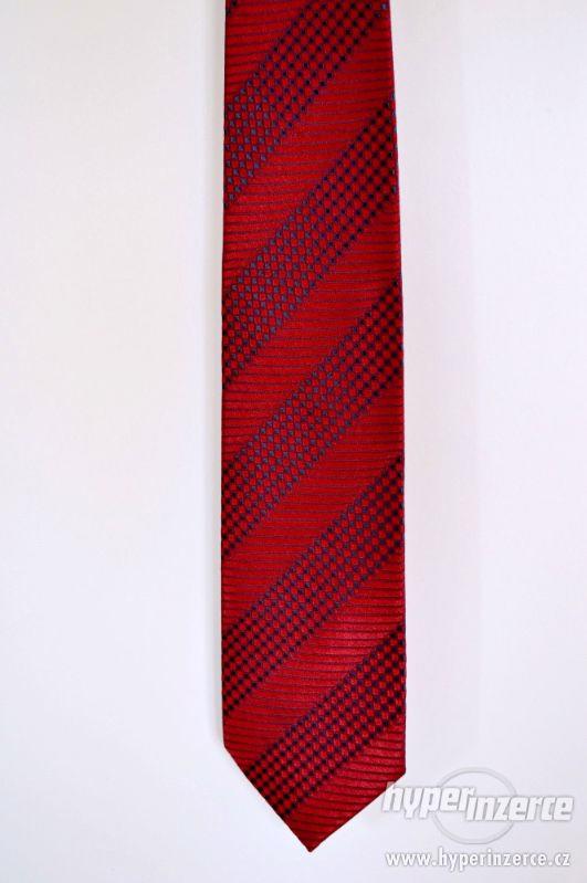 Značkové kravaty (Blažek, Pierre Cardin, Hedva, Vannucci). - foto 11