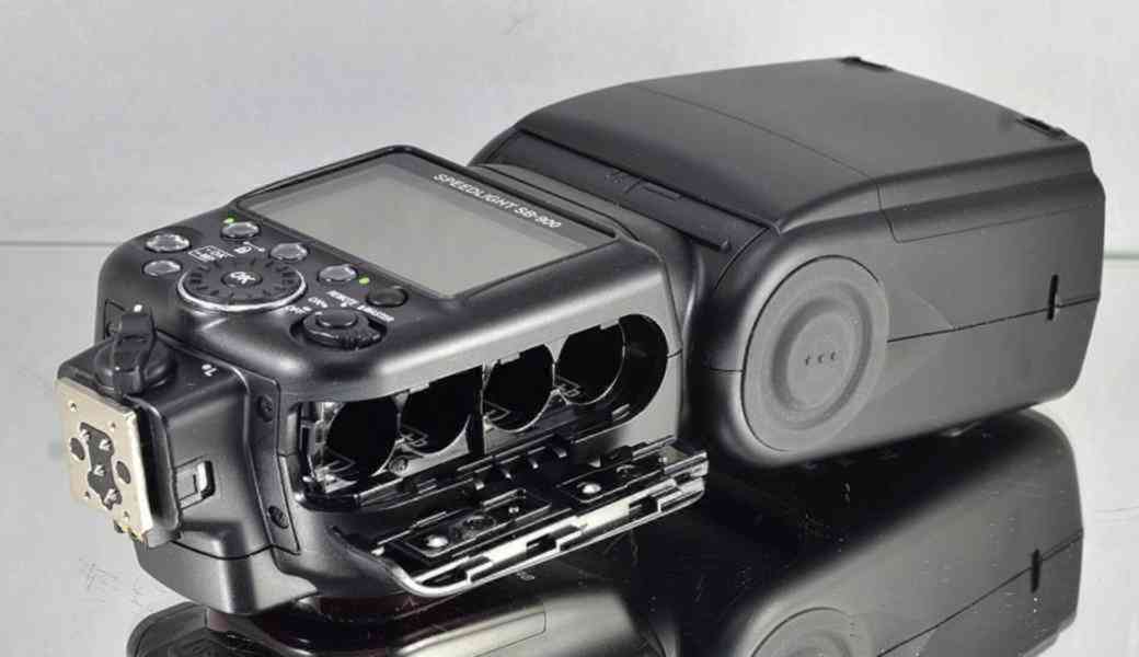 Blesk: Nikon SPEEDLIGHT SB 900 *GN:34*i-TTL*Master/Slave - foto 4