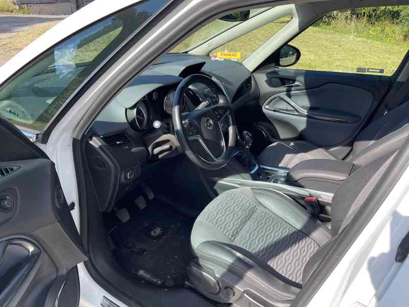Opel Zafira Tourer 2,0 - foto 8