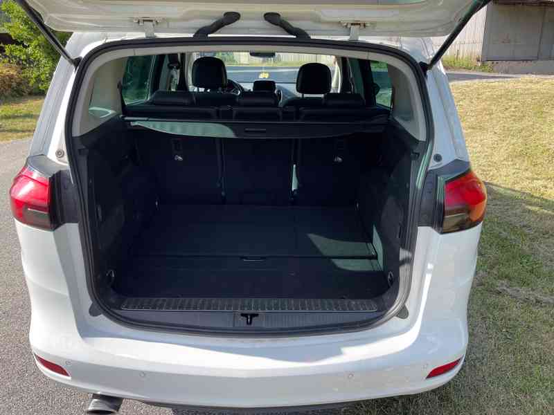 Opel Zafira Tourer 2,0 - foto 5