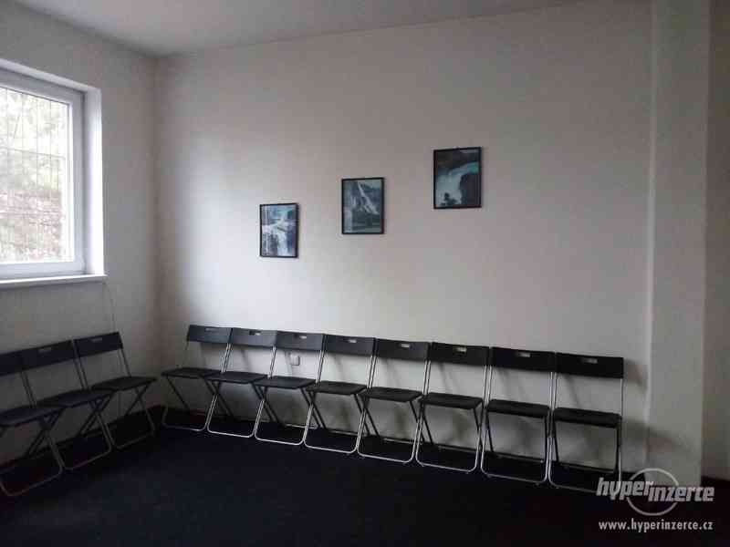 Pronájem místnosti 25m2 - foto 1