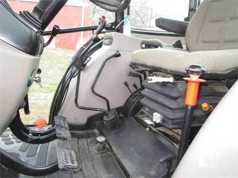 Traktor CASE IH JX95 - foto 5