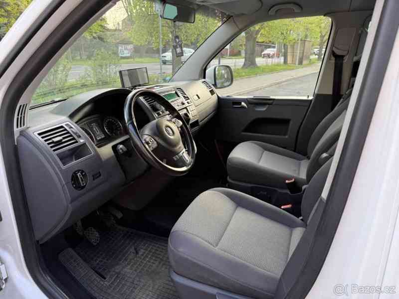 Volkswagen Caravelle 2,0   TDI - foto 7