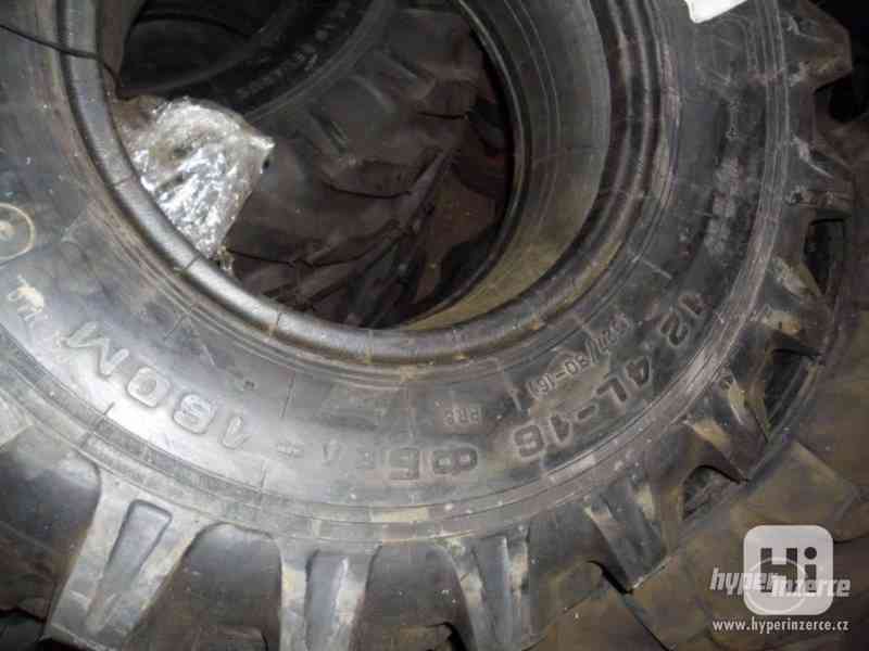 Nová pneu na traktory Bělorus 320,952,820, Bagr Bělorus 2621 - foto 6