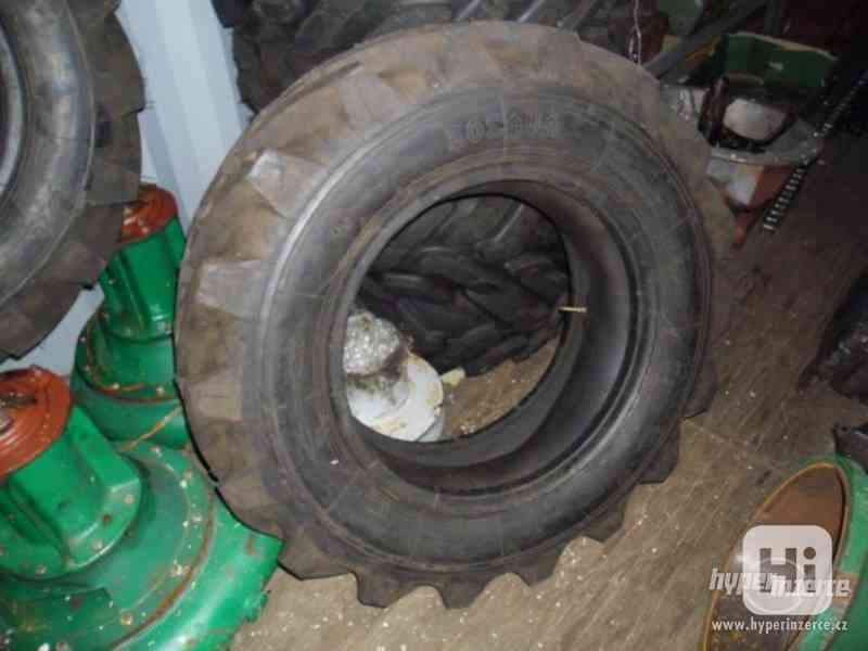 Nová pneu na traktory Bělorus 320,952,820, Bagr Bělorus 2621 - foto 17