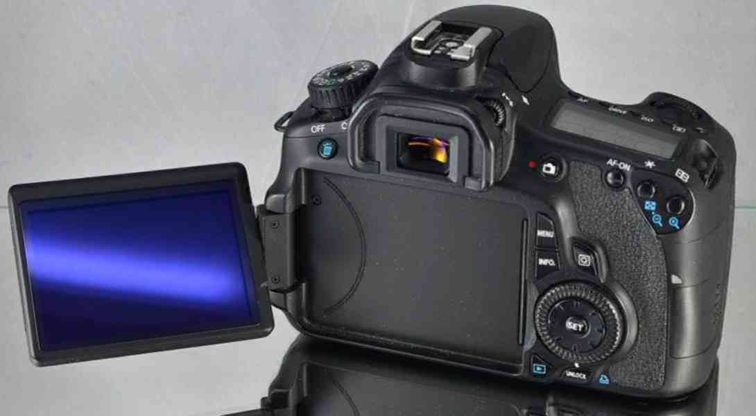Canon EOS 60D **18 Mpix CMOS*5,3 sn./sec*Full HDV* 70300 exp - foto 8