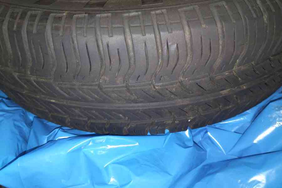 Pneu Pirelli 175/70 R14 - foto 4