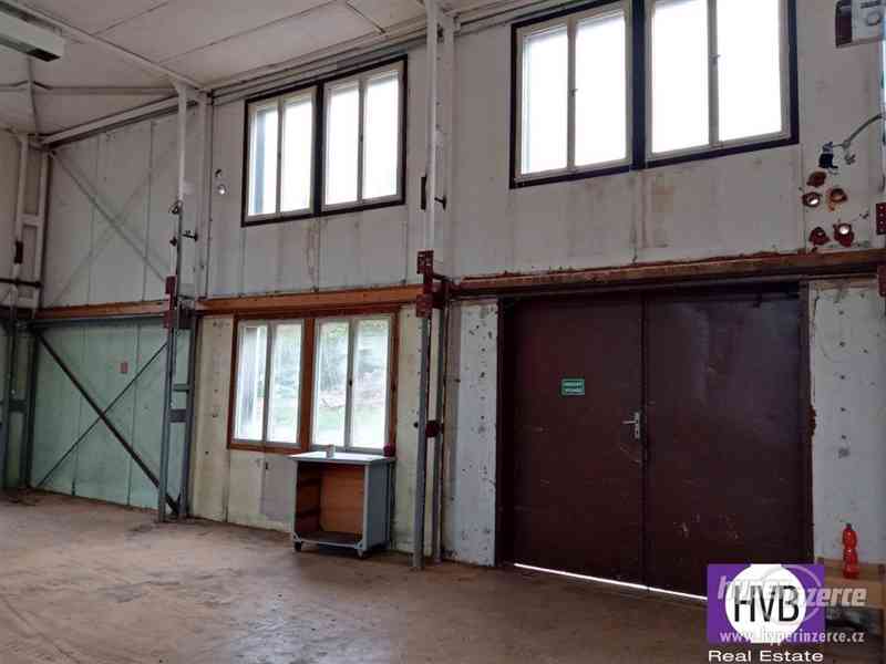 Pronájem haly 470 m2, skladové prostory, v areálu komerčních budov, Panenské Břežany, Praha-východ - foto 1