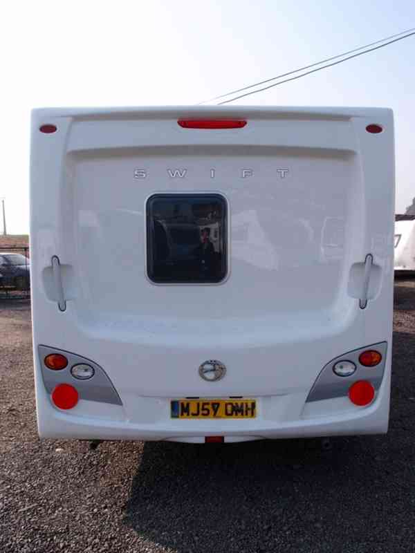 Karavan SWIFT Conqueror 630  - foto 20