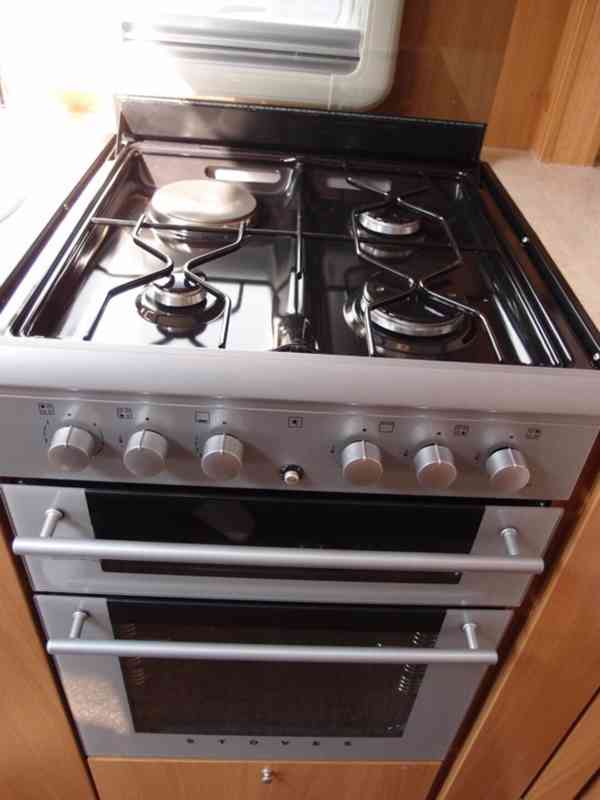 Karavan SWIFT Conqueror 630  - foto 14