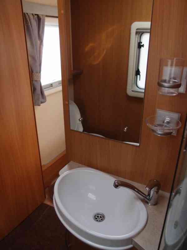 Karavan SWIFT Conqueror 630  - foto 5