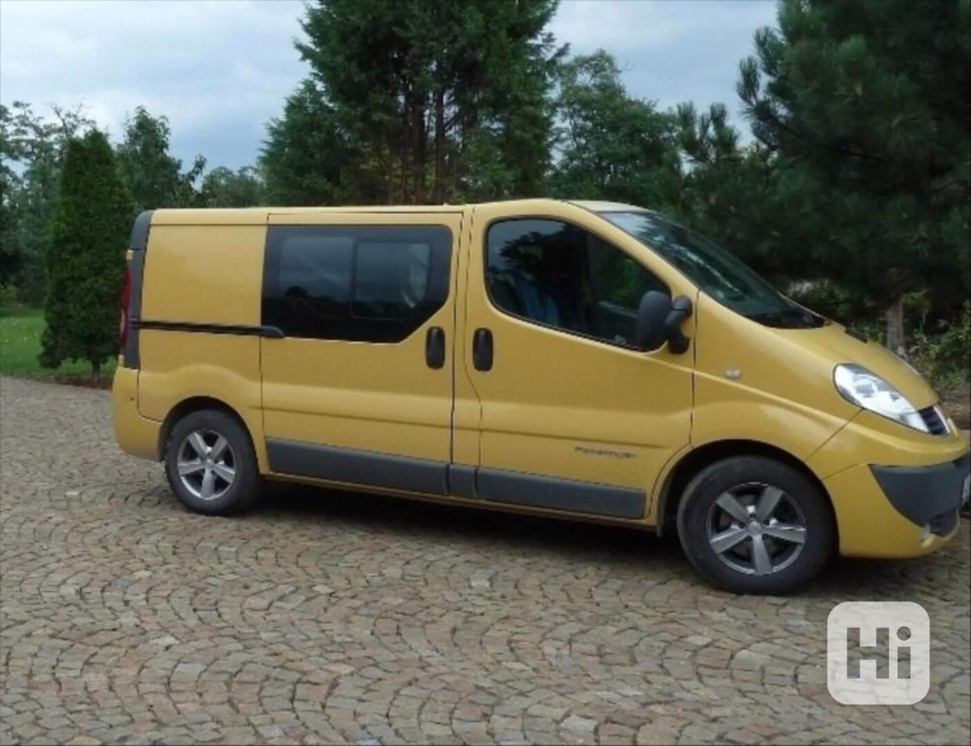Renault Trafic 2,5   trafic Passenger DCI L1H1 - foto 1