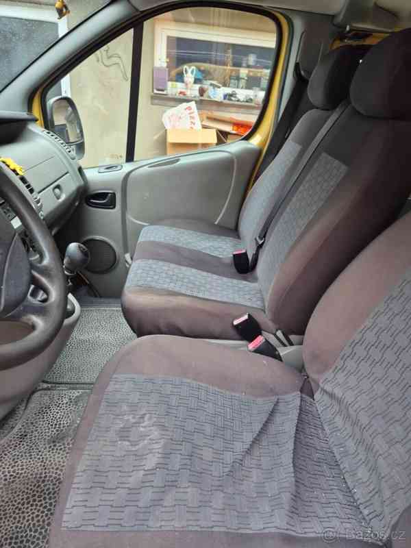 Renault Trafic 2,5   trafic Passenger DCI L1H1 - foto 17