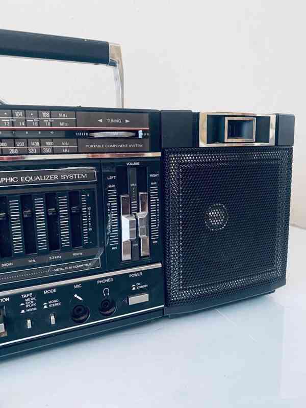 Radiomagnetofon JVC PC - 30, rok 1987 - foto 2
