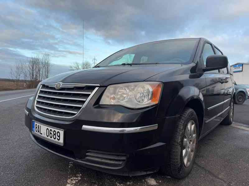 Chrysler Town Country 3,3 V6 RT NEW 2007-2008 - foto 6