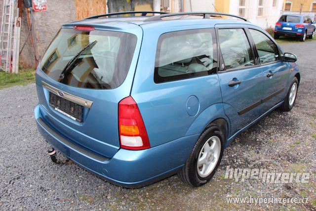 FORD FOCUS COMBI 1.8i, 16V, rv 2000, GHIA - foto 3