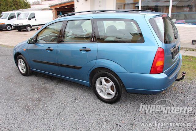 FORD FOCUS COMBI 1.8i, 16V, rv 2000, GHIA - foto 4