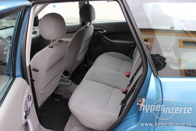 FORD FOCUS COMBI 1.8i, 16V, rv 2000, GHIA - foto 6
