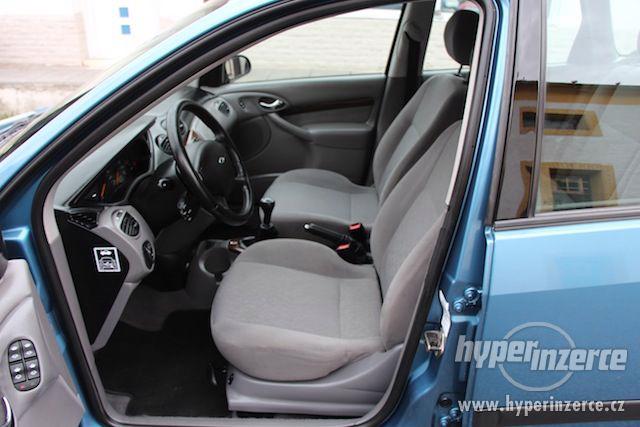 FORD FOCUS COMBI 1.8i, 16V, rv 2000, GHIA - foto 7