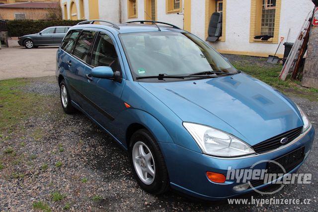 FORD FOCUS COMBI 1.8i, 16V, rv 2000, GHIA - foto 12