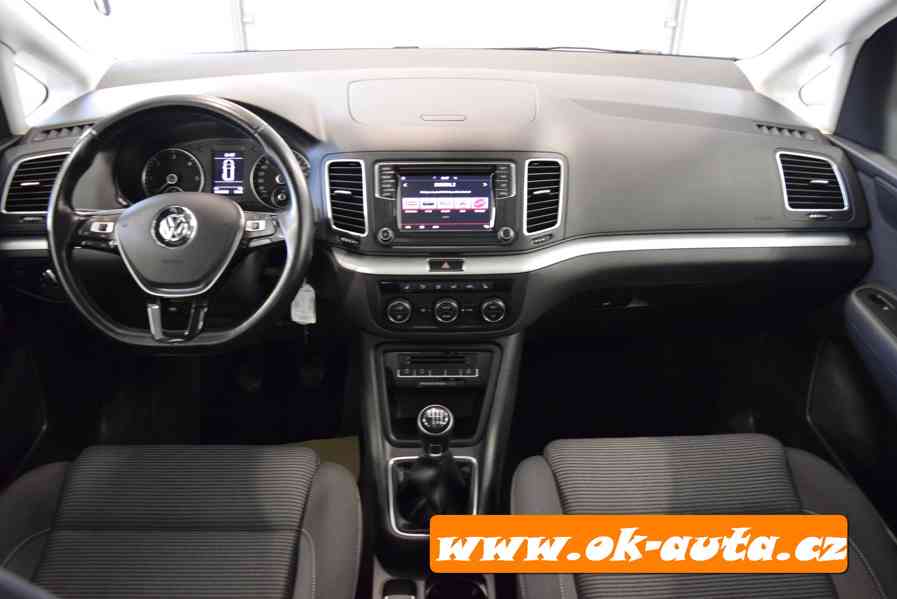 Volkswagen Sharan 2.0 TDI COMFORTLINE 7 MÍST-DPH - foto 16