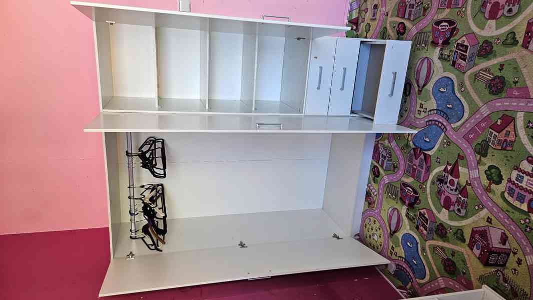 Šatní skříň na oblečení 174x142x50cm, Kralupy. - foto 2