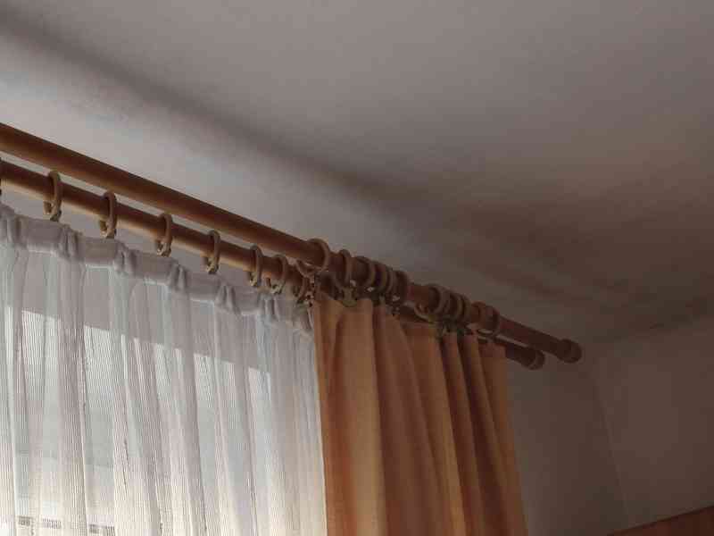 Konzole dřevěná  - foto 4