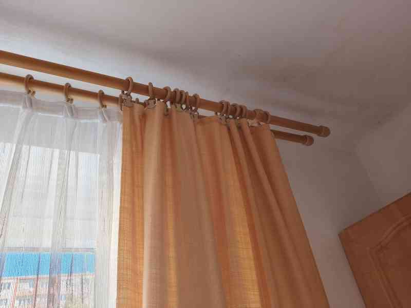 Konzole dřevěná  - foto 3