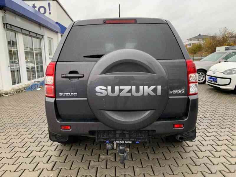 Suzuki Grand Vitara 2.4i benzín 124kw - foto 10