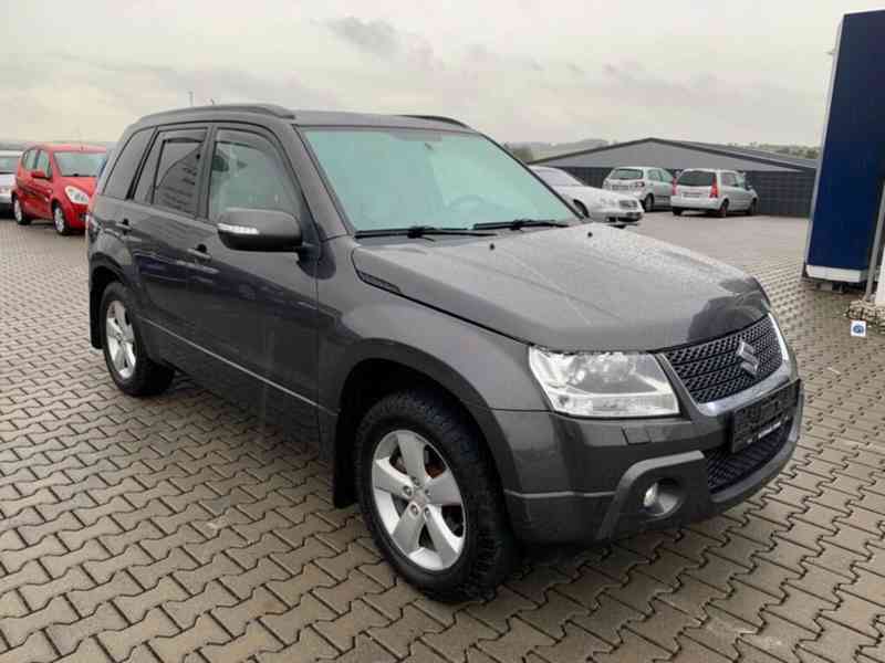 Suzuki Grand Vitara 2.4i benzín 124kw - foto 1