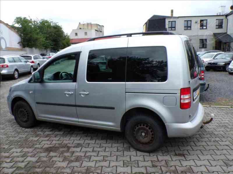 Volkswagen Caddy 1,6 TDI TAŘŽNÉ ZAŘÍZENÍ - foto 4